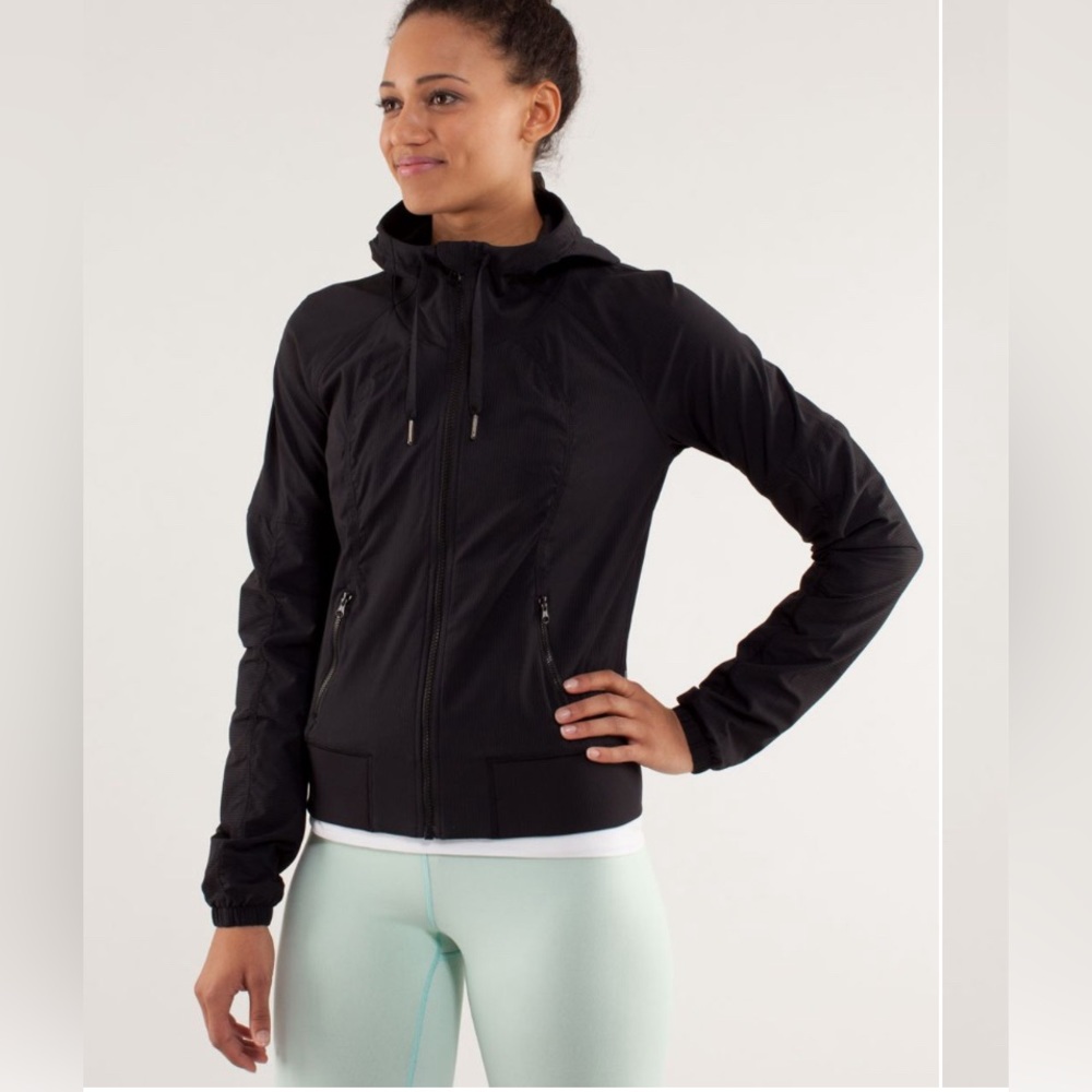 LULULEMON STREET TO STUDIO JACKET